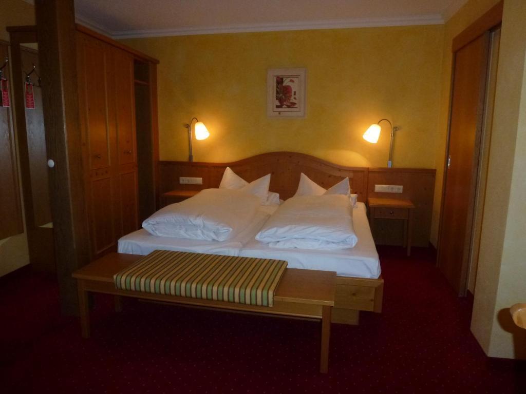 Gasthof Hotel Reif Konigstein in der Oberpfalz Luaran gambar